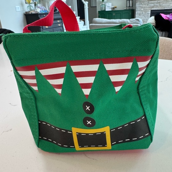 Thirty One Carry All Caddy. Elf design.  Great used condition! - Picture 1 of 4